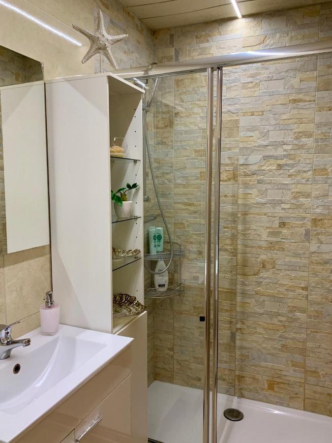 Apartamento Casa Nataliya, Via Tampori 8 6503 *